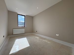 Photo 2- click for photo gallery